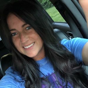 Meet your Posher, Katelyn